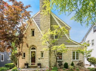 37 N Stanwood Rd, Columbus, OH 43209