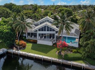 7 Bay Ridge Rd, Key Largo, FL 33037