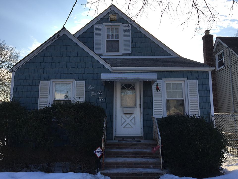 1st image of 195 Franklin St