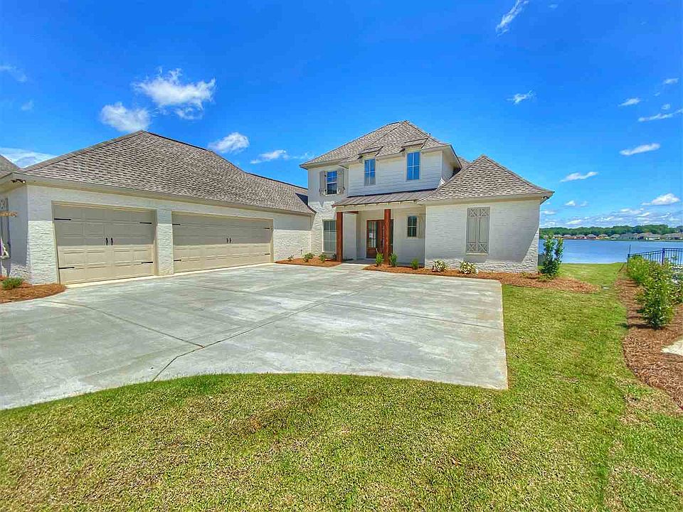 1st image of 102 Lake Cir #691