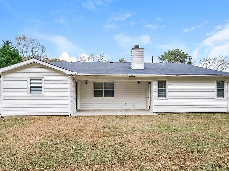 831 Jefferson Dr SW — Photo 16