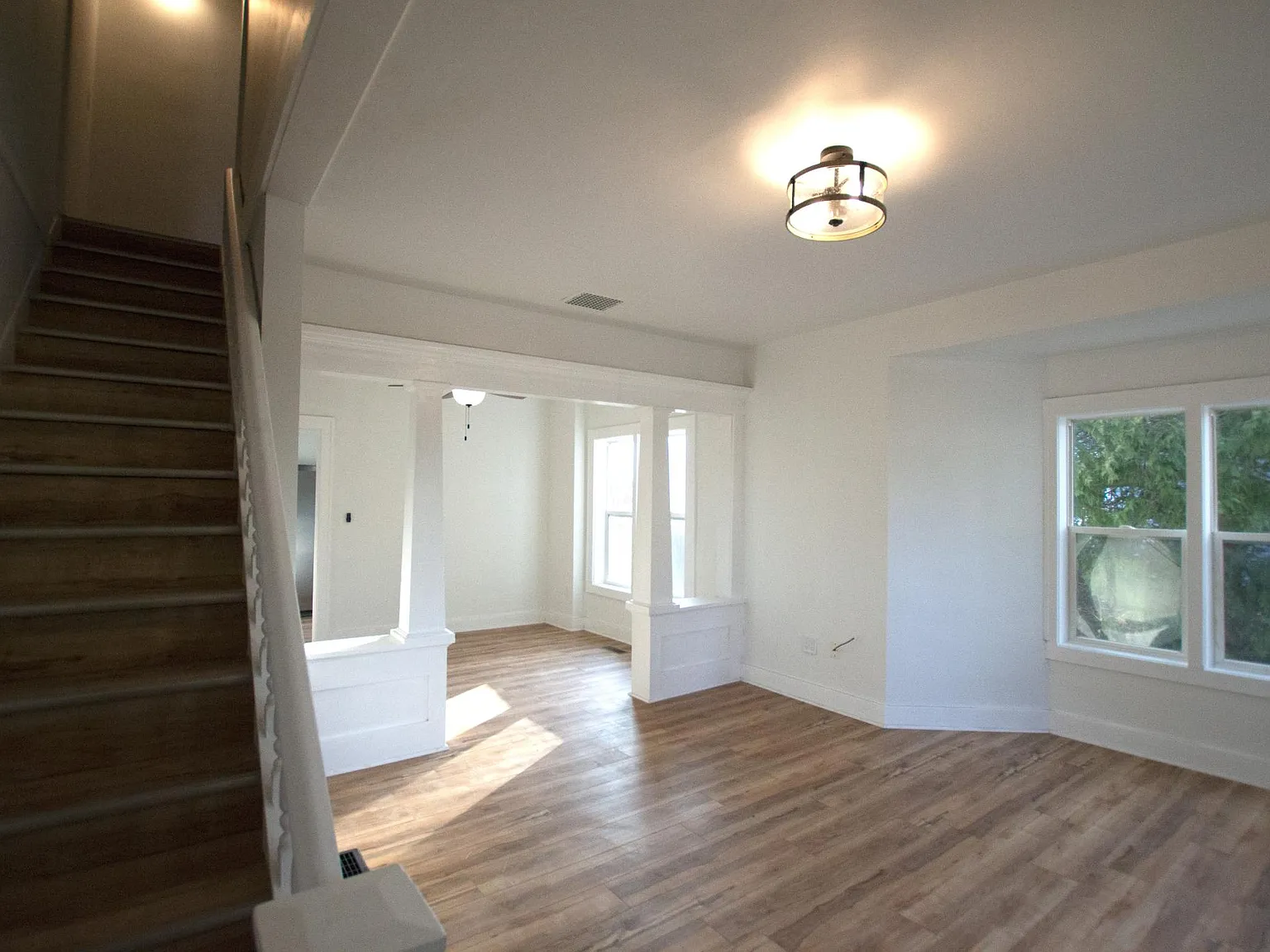 2 bed, 900 sqft, $1,450 — Photo 2