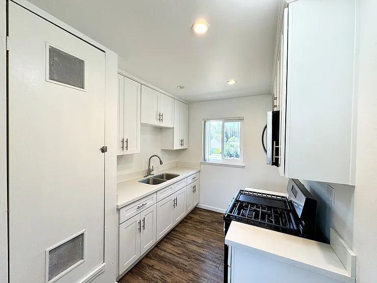 7918 Painter Ave #G — Photo 7