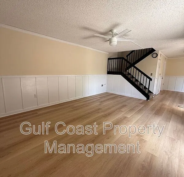5249 Cedarbend Dr #1 — Photo 15