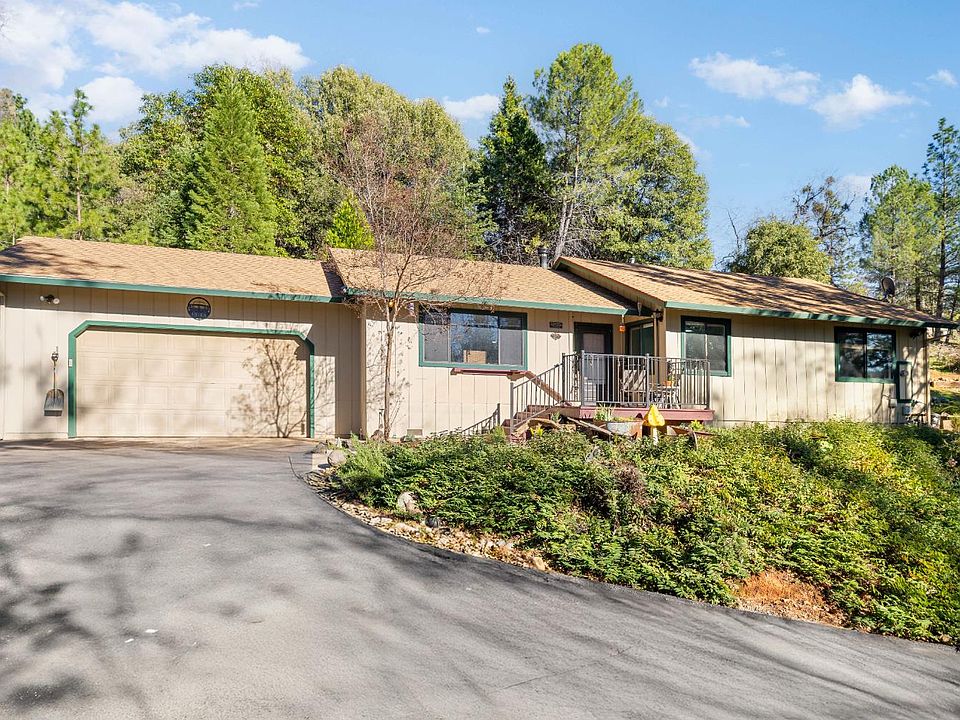 1st image of 20977 Birchwood Dr