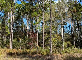 22 Ash Rd, Southport, NC 28461