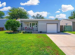 2207 S Volutsia Ave, Wichita, KS 67211