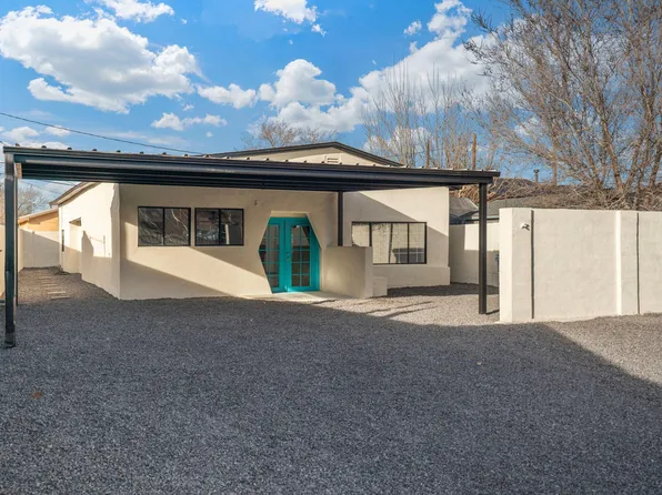 121 Hosher Ave SE, Albuquerque, NM 87102