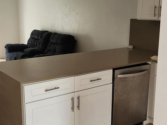 5th image of 1579 Jacks Dr #A