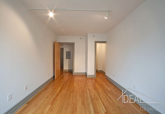 5th image of 201 Atlantic Ave #5B