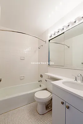 Rented by Mirador Real Estate | media 10