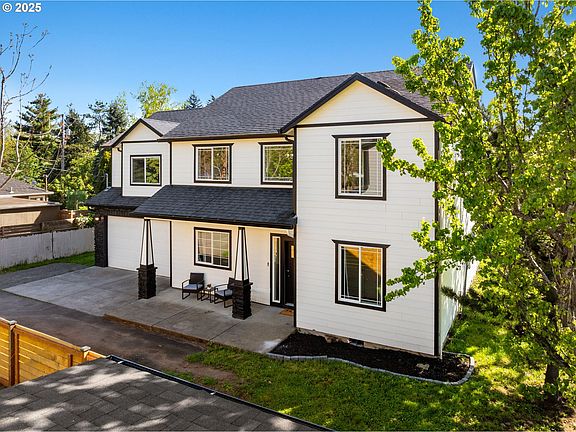 2nd image of 11122 SE Melania Ct