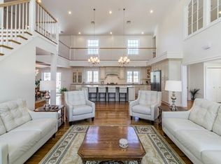 46 Center St, Fairhaven, MA 02719
