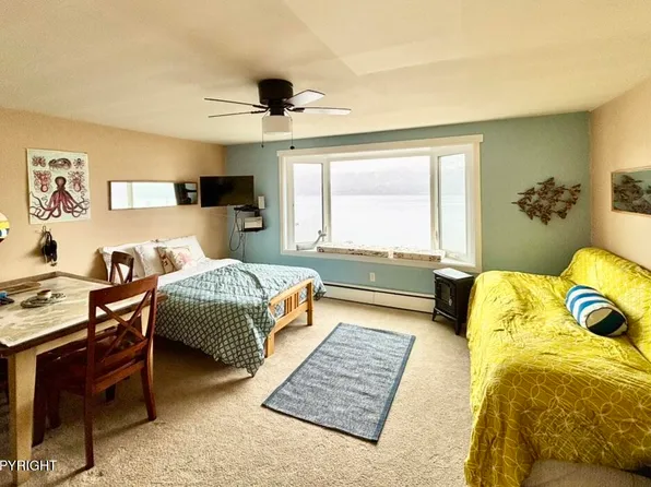 100 Blackstone Rd #7, Valdez, AK 99686