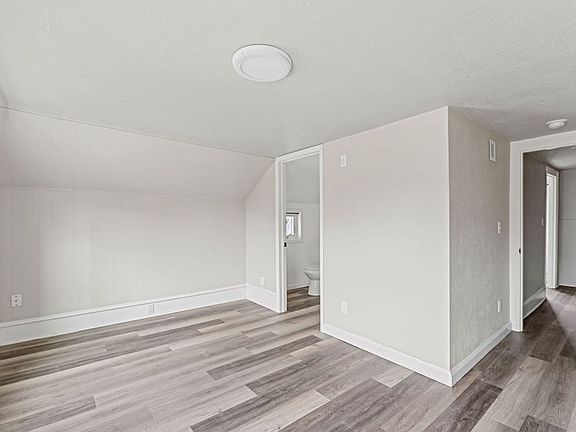 5th image of 457 Ahnaip St #17738305