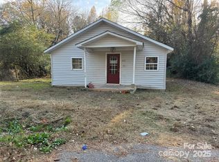 1612 Carter Rd, Lancaster, SC 29720