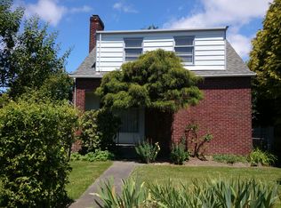 2556 NW 85th St, Seattle, WA 98117