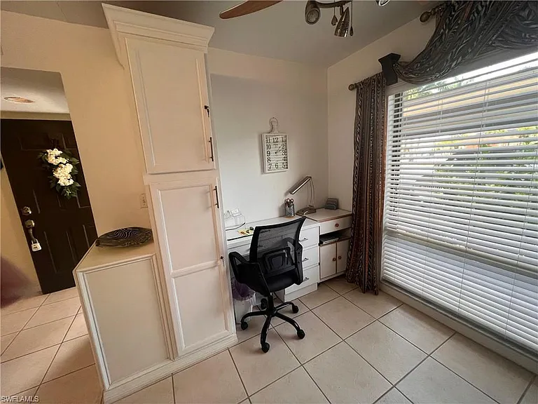 4240 Chantelle Dr #B103 — Photo 7