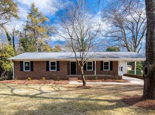 2051 Independence Rd, Winston Salem, NC 27106