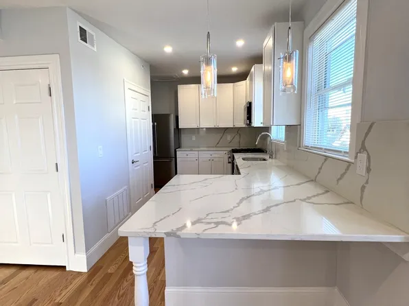 76 Winchester St, Medford, MA 02155