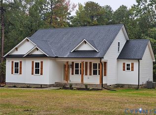 19206 Carson Rd, Dinwiddie, VA 23841