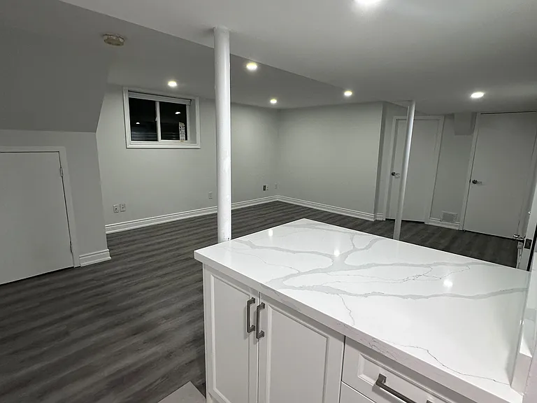 50 Marbury Cres #LOWER — Photo 18
