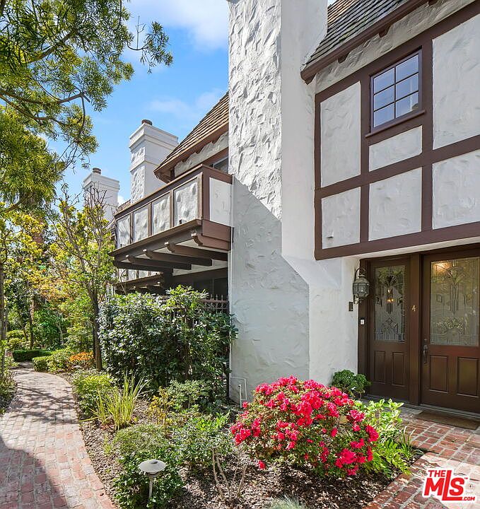 123 Ave, Santa Monica, CA 90402 Zillow