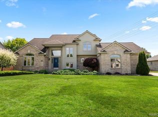 12856 Excalibur Ln, Romeo, MI 48065