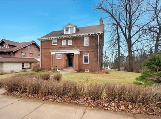 2722 E Superior St, Duluth, MN 55812