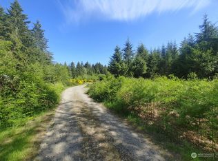 999 Dowans Creek Rd, Forks, WA 98331