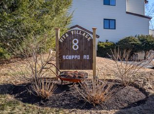 8 Scuppo Rd APT 5, Danbury, CT 06811