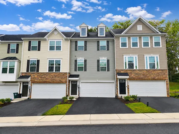 340 Paca Gardens Ln, Frederick, MD 21703