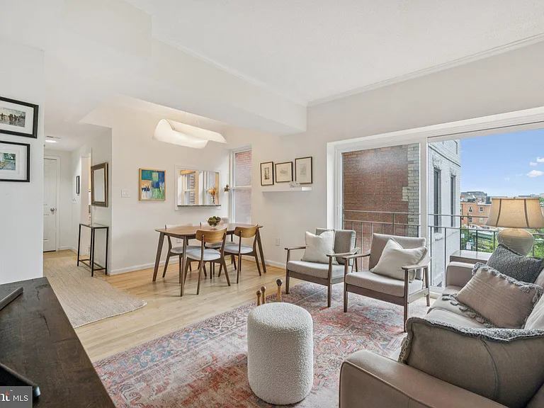 1812 Vernon St NW #34 — Photo 4