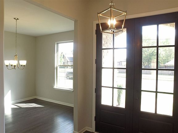2nd image of 90 Riverdale Dr