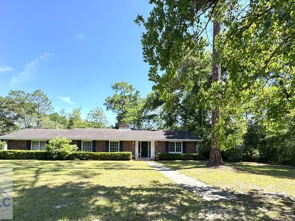 211 Harrington St, Jesup, GA 31546