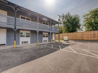 E 10th St Complex, Tulsa, OK 74104