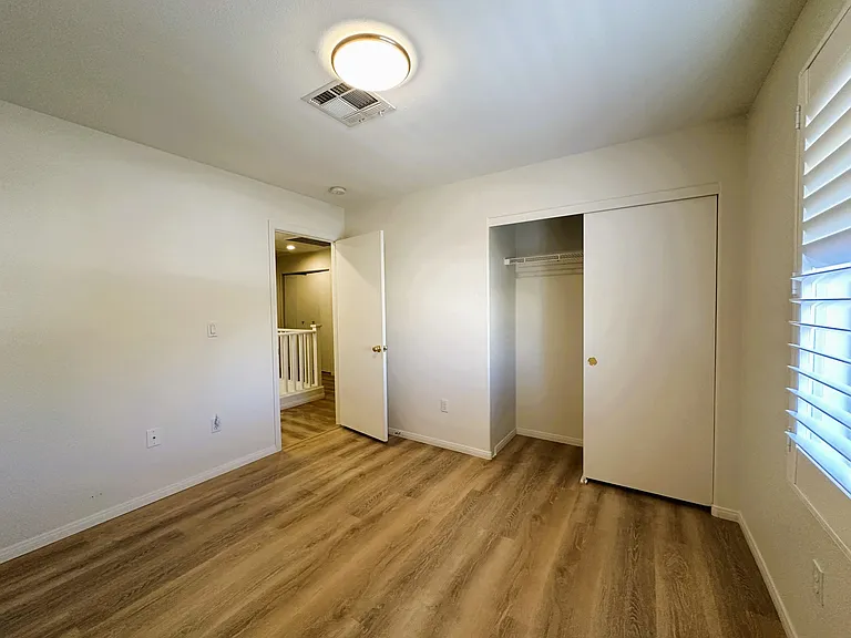 273 Rolling Springs Dr — Photo 18