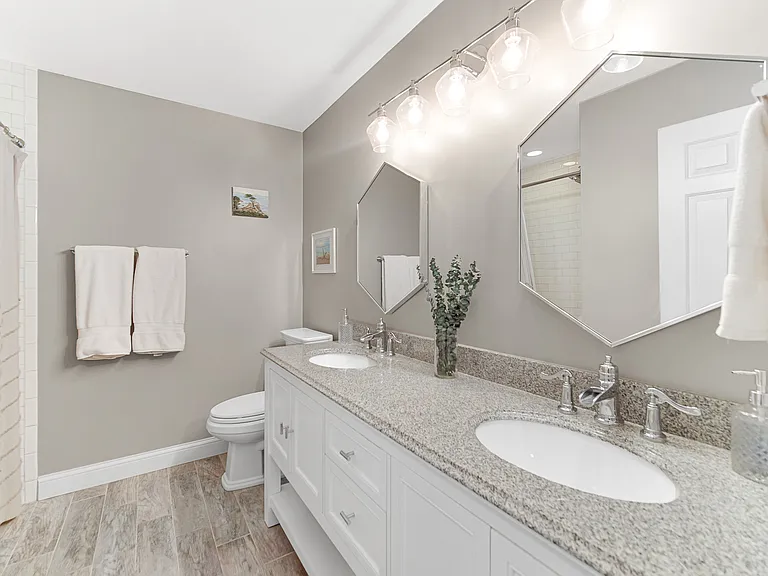 101 S Evergreen Ave #12G — Photo 15