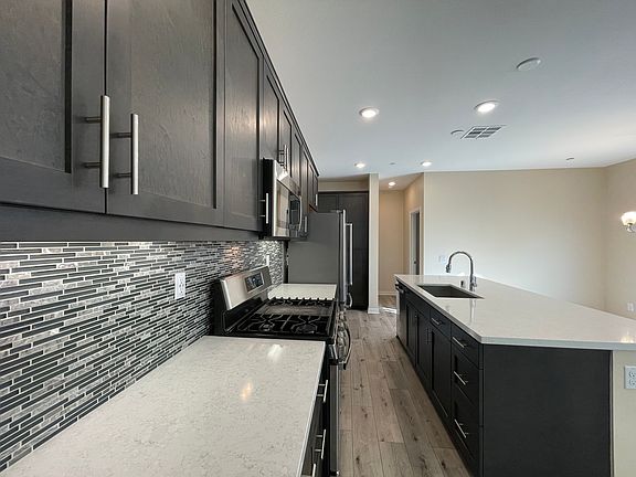 5th image of 35808 Breckyn Ln