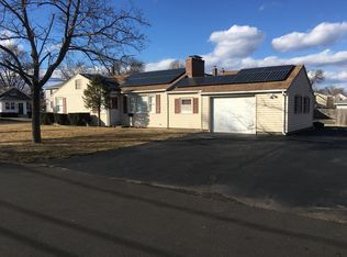 70 Trumbull Ave, Plainville, CT 06062