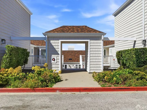 580 Pointe Pacific APT 4, Daly City, CA 94014