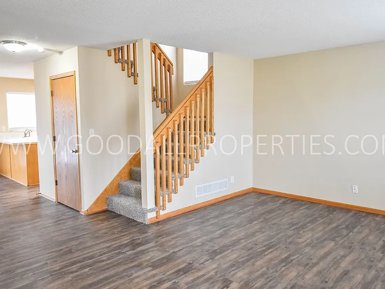 455 SE Whitetail Ln — Photo 4