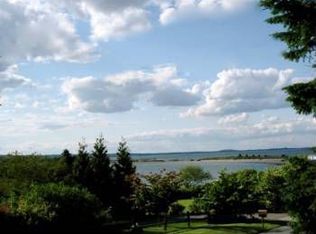 56 High Hill Rd, Tiverton, RI 02878