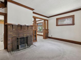 945 Sherburne Ave, Saint Paul, MN 55104