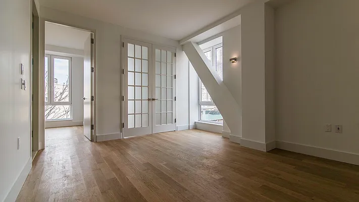 Rented by Nooklyn NYC LLC | media 47