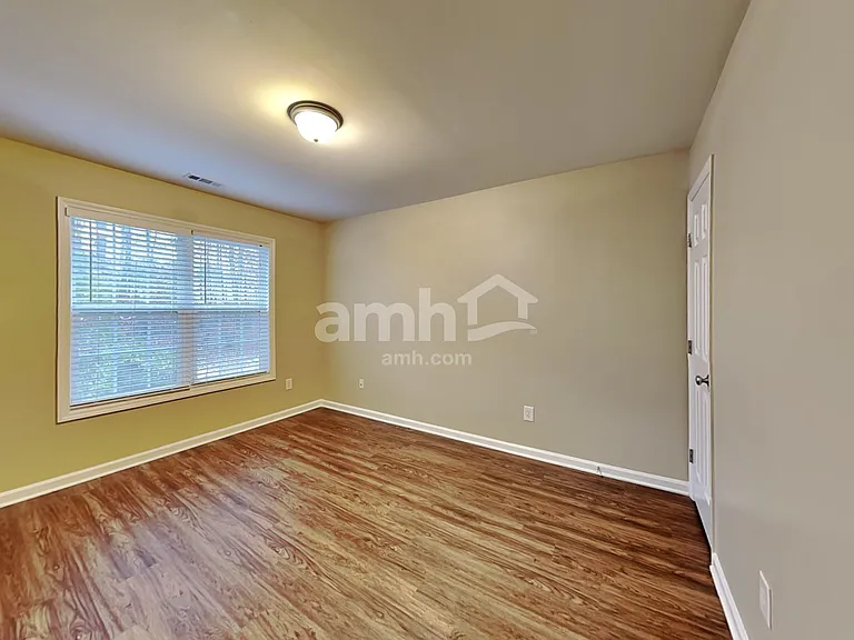 1414 Southgate Dr — Photo 15