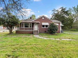 1008 S Main St, Abbeville, SC 29620