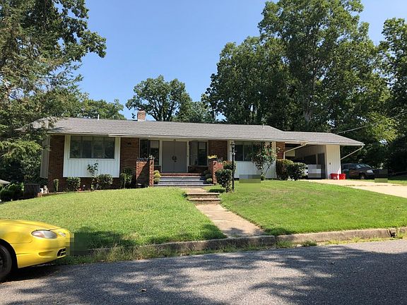 4th image of 2 Meadow Wood Dr