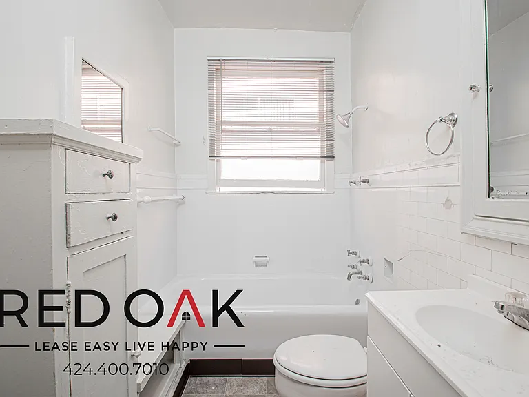 335 S Berendo St #207 — Photo 13