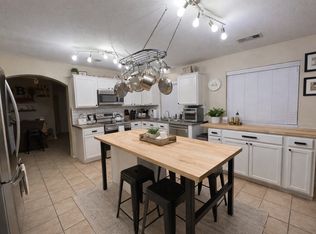 11847 Rolling Stream Dr, Tomball, TX 77375
